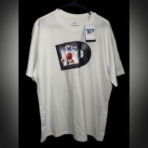 NWT Nike Max90 Basketball T-Shirt